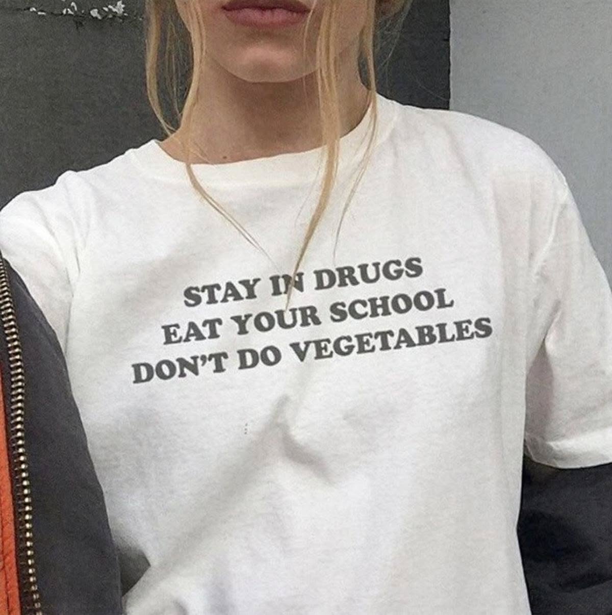 Free Shipping-"STAY IN DRUGS EAT YOUR SCHOOL" TEE - - More Option - Outfits For US