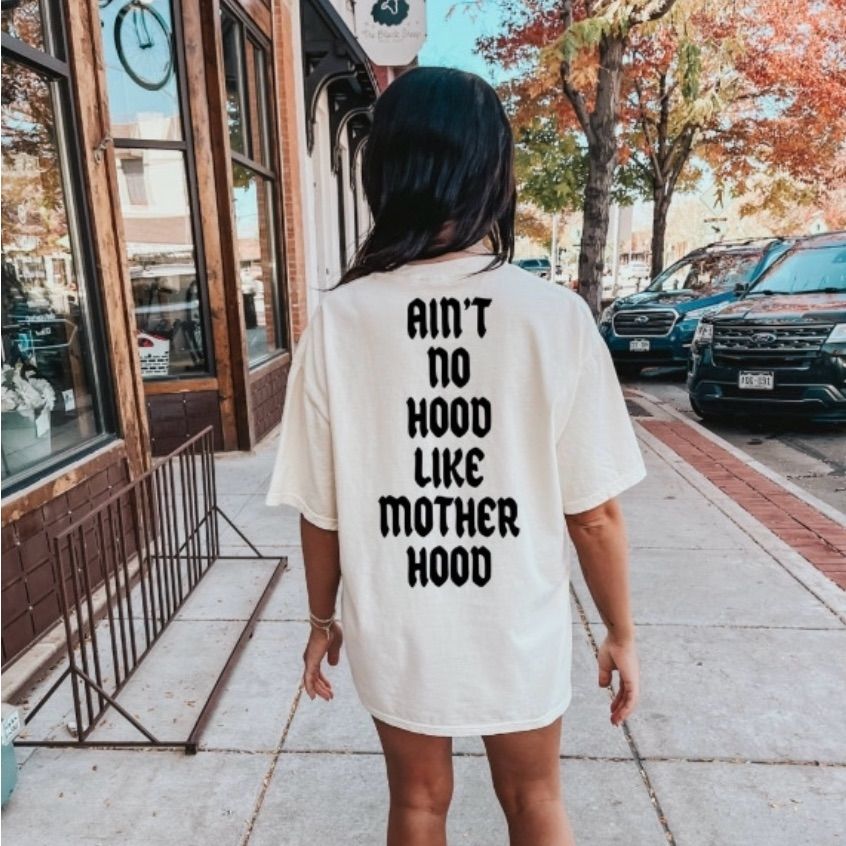 Funny Mom Shirt Ain’t No Hood Like Motherhood – Motherhood Quote Tee, Gift for Mom, Mom Life Shirt, Mothers Day Gift Funny Mom Shirt Ain’t No Hood Like Motherhood – Motherhood Quote Tee, Gift for Mom, Mom Life Shirt, Mothers Day Gift