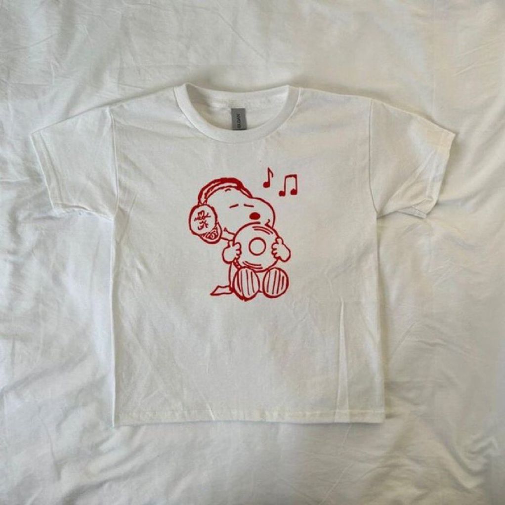 Snoopy Music Lover T-Shirt - Red Graphic Tee Featuring Snoopy With Headphones - - More Option - Outfits For US
